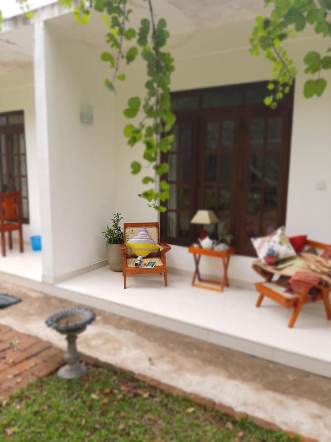 Hotel Chanara Sigiriya Exterior photo